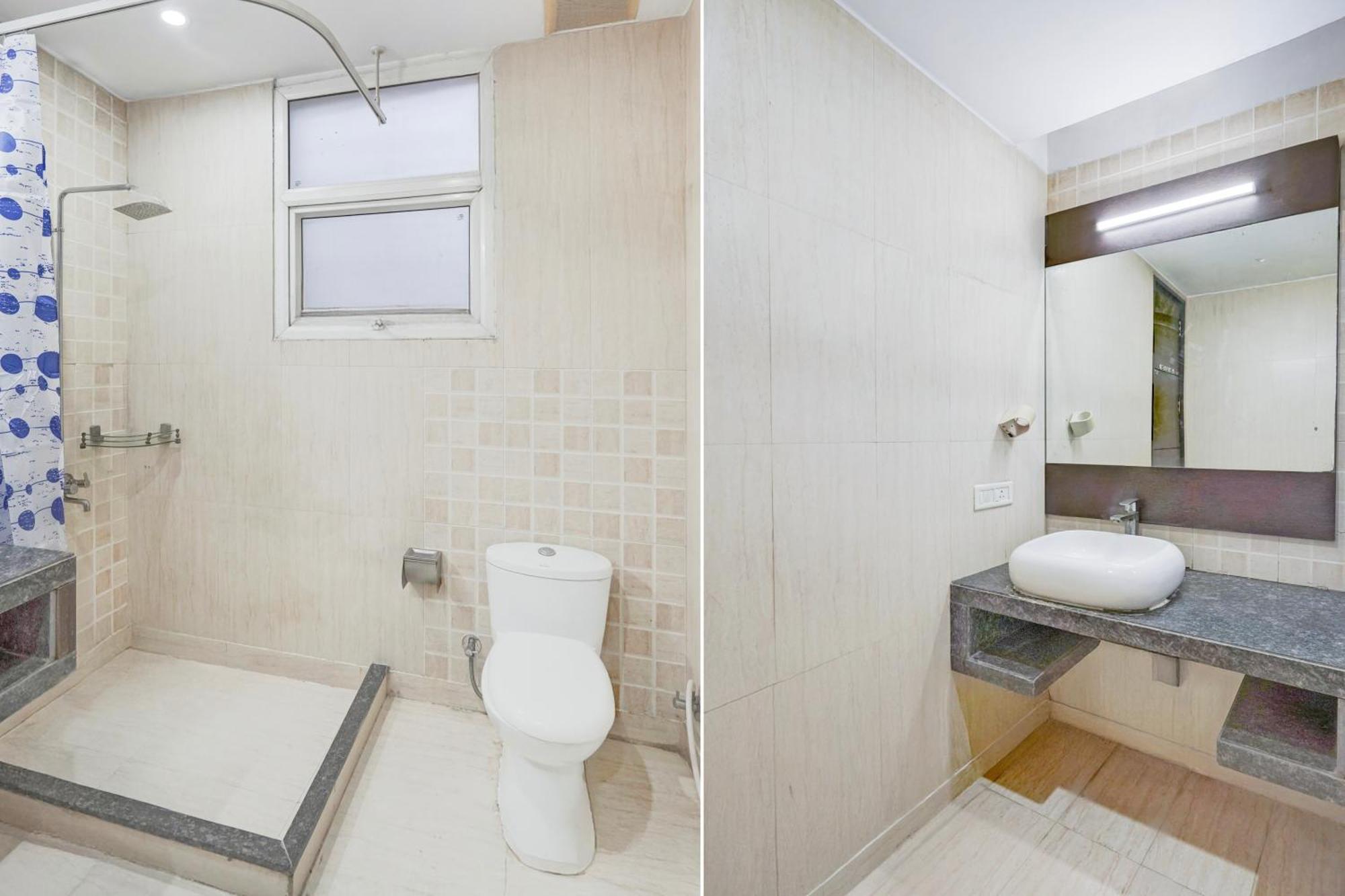 Отель Super Townhouse Sector 51 Noida Near Metro Station Экстерьер фото